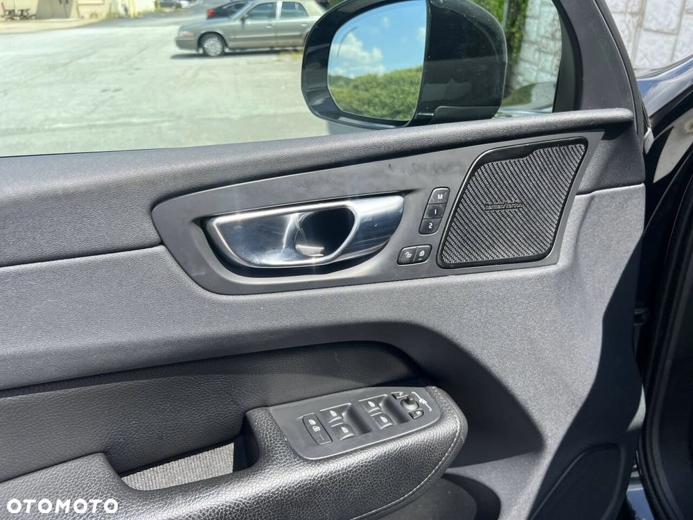 Volvo XC 60 - 27