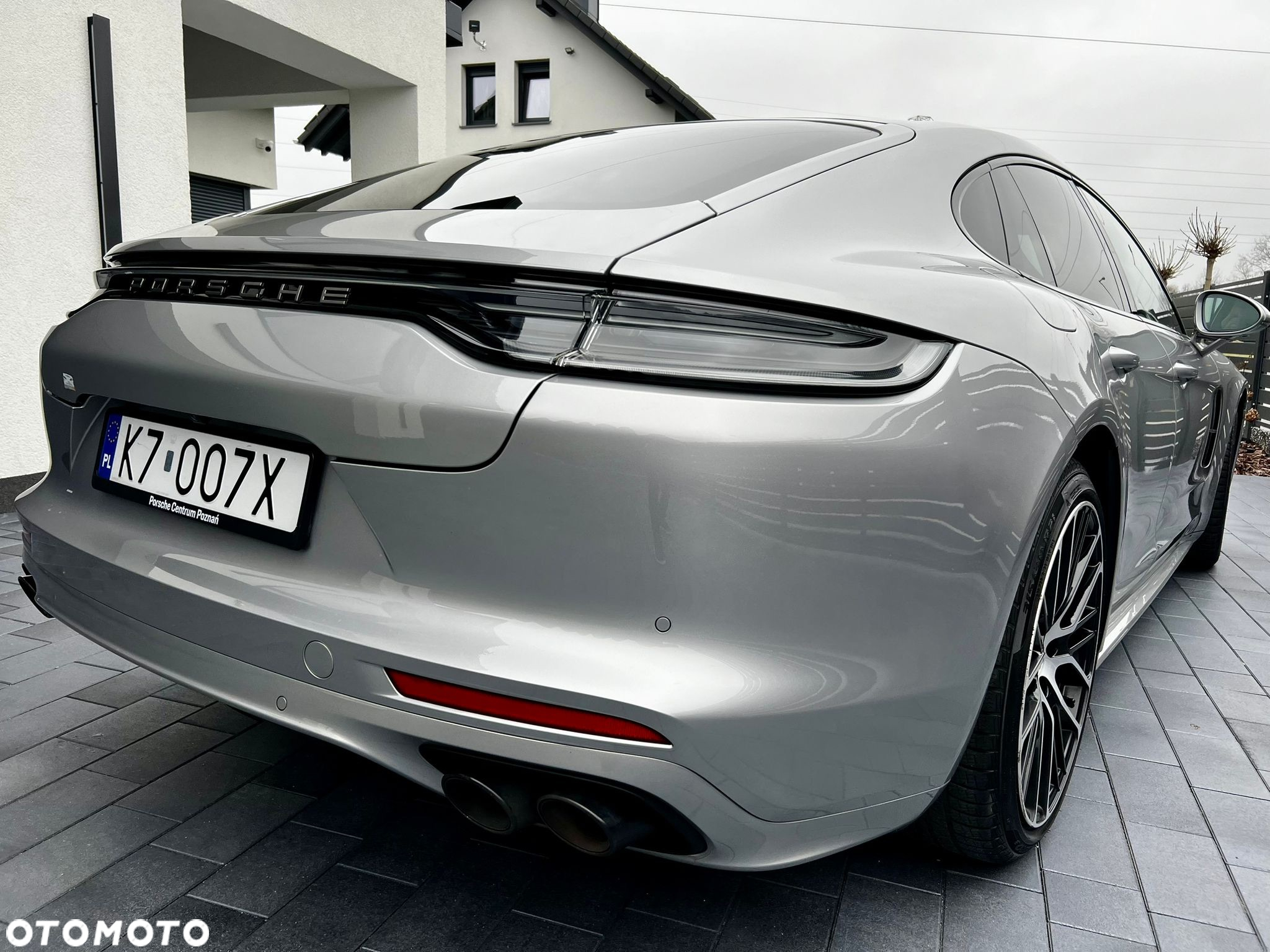 Porsche Panamera 4 E-Hybrid Platinum Edition - 6