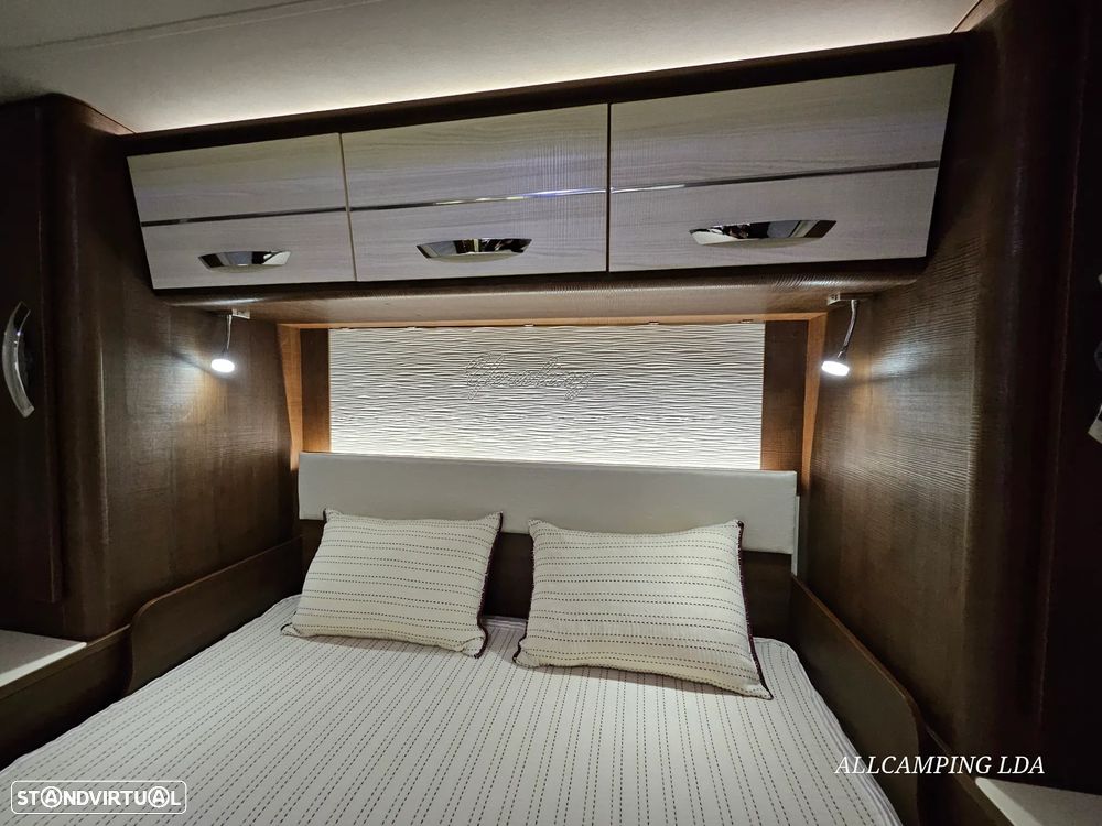 McLouis Yearling 74G SERIE LIMITÉE 5 LUGARES CAMA CENTRAL/BASCULANTE - 29