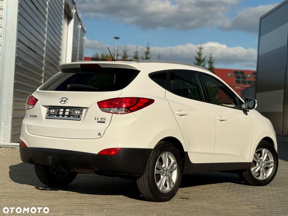 Hyundai ix35 1.7 CRDi 2WD UEFA EURO 2012 Edition - 12