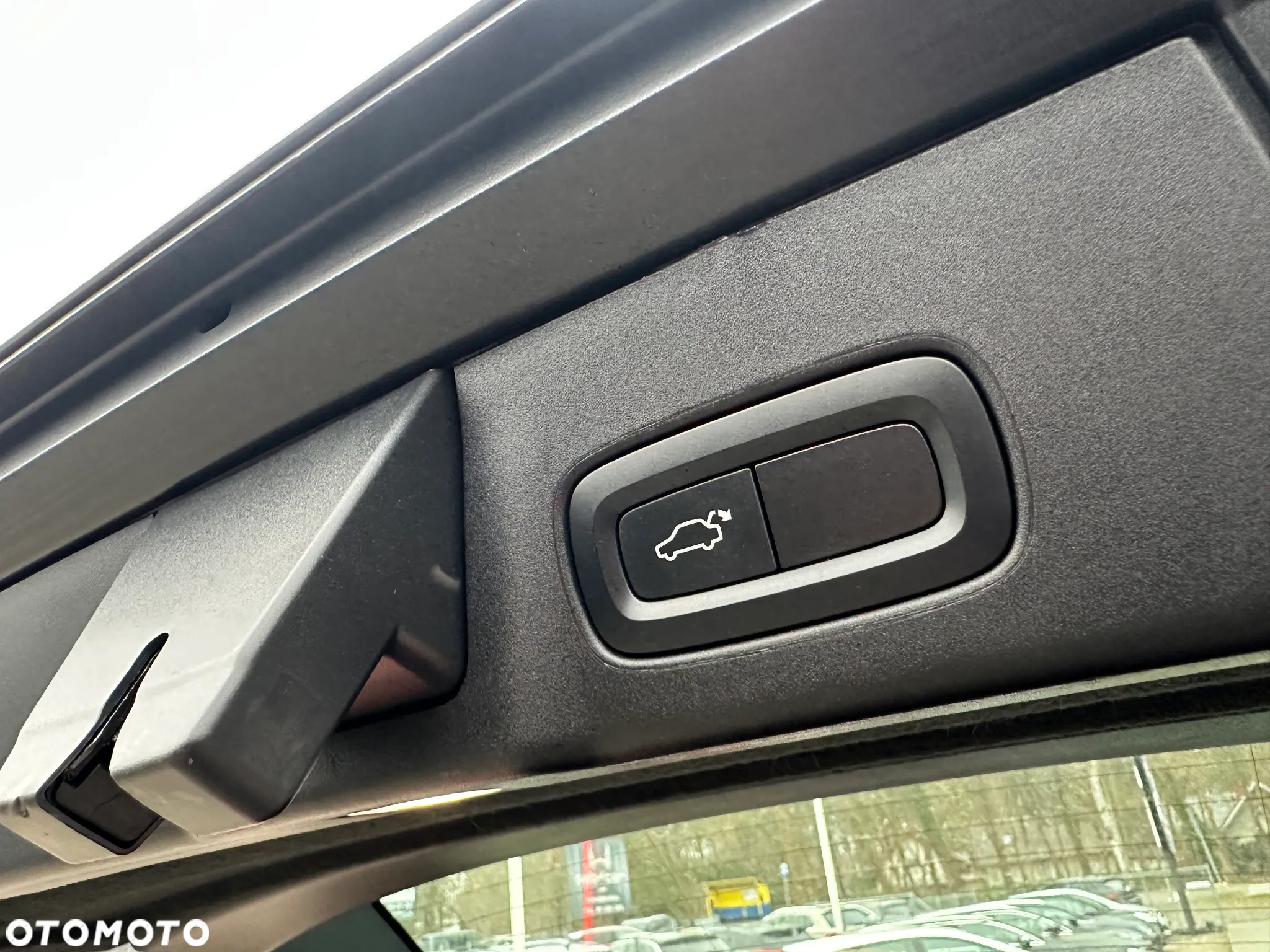 Volvo V90 D3 Momentum Pro - 7