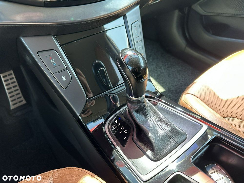 Hyundai i40 Kombi 1.7 CRDi DCT Premium - 28