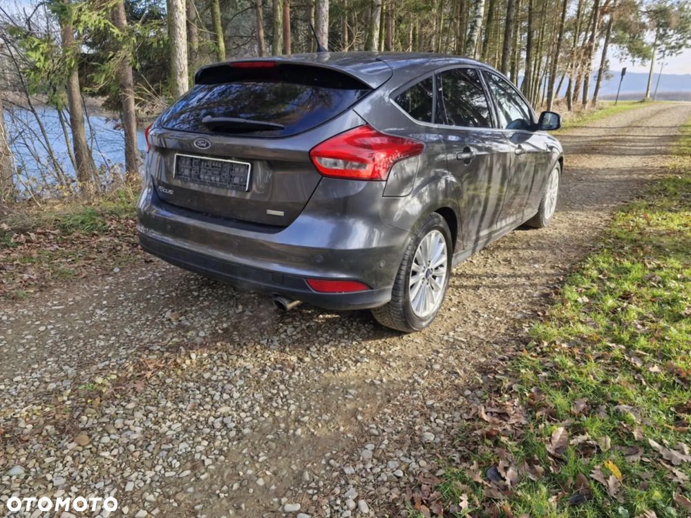 Ford Focus 1.5 EcoBoost Titanium ASS - 2