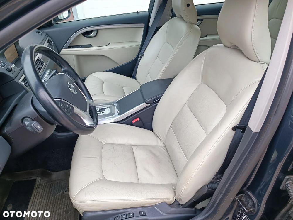 Volvo V70 T4 Powershift Summum - 24