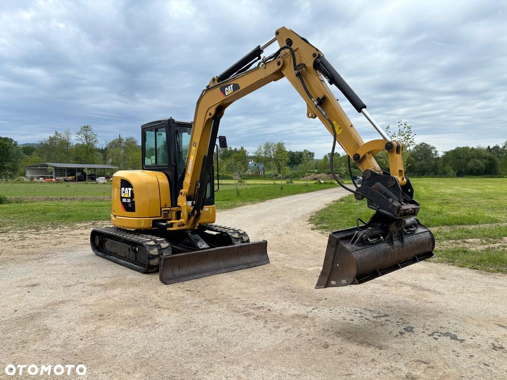 Caterpillar 305.5E - 18
