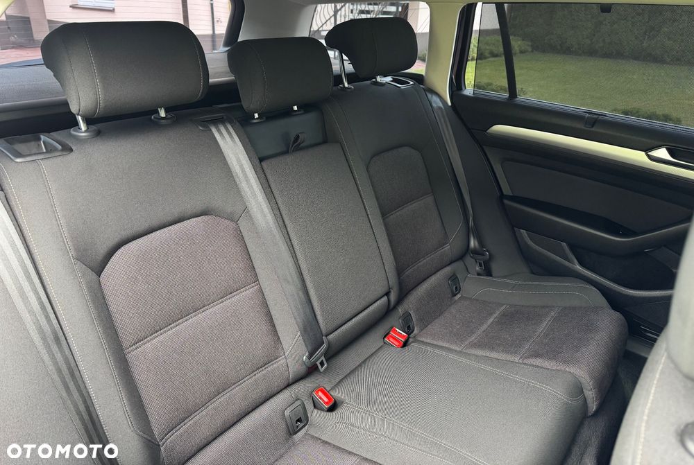 Volkswagen Passat 2.0 TDI SCR 4Mot DSG Highline - 21