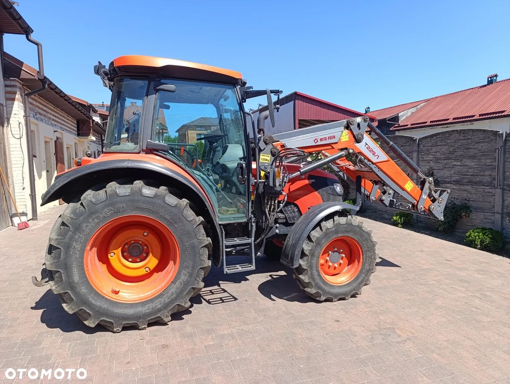 Kubota M4073 - 3