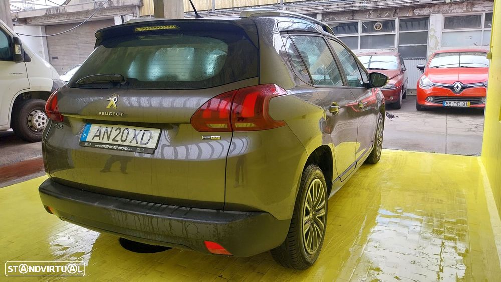 Peugeot 2008 1.2 PureTech Active - 21