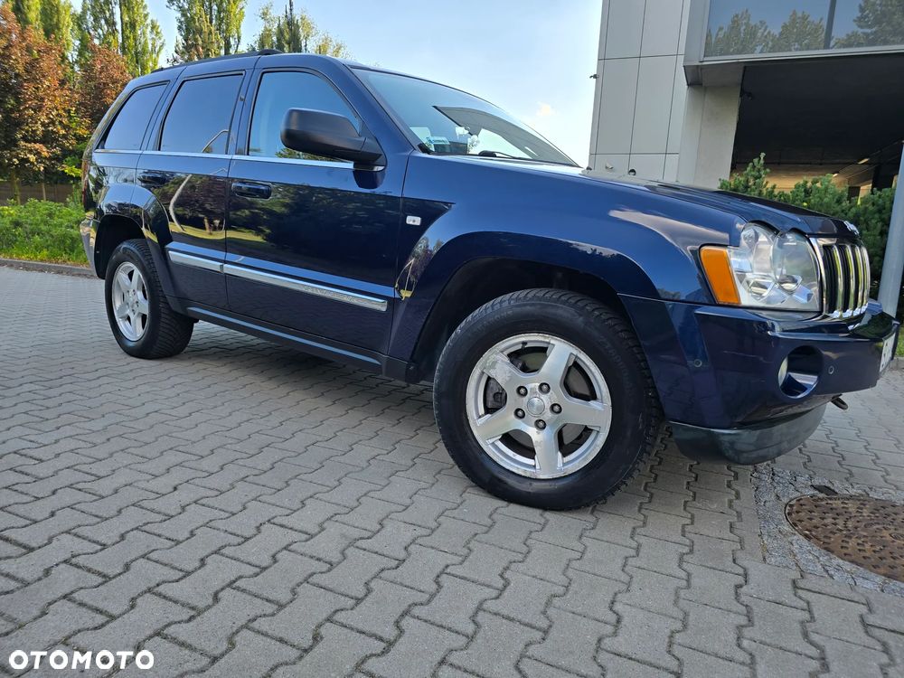 Jeep Grand Cherokee 3.0 CRD Laredo - 39