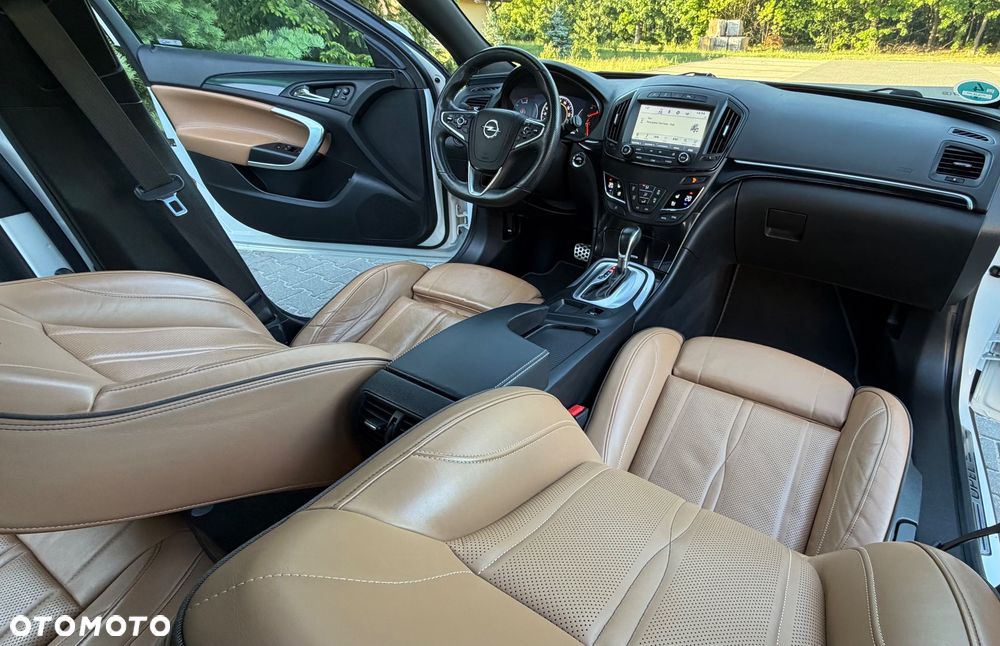 Opel Insignia - 23