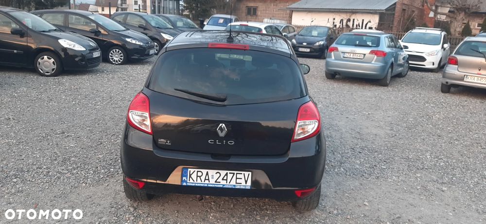Renault Clio 1.2 16V Dwudziestka Euro5 - 4