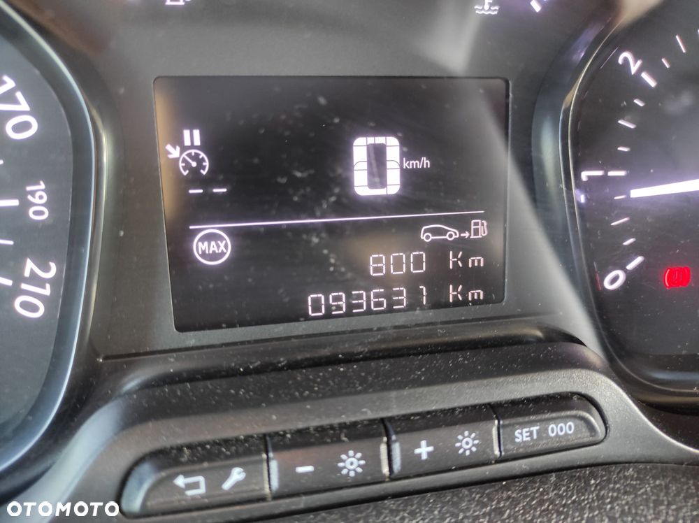 Opel VIVARO - 15