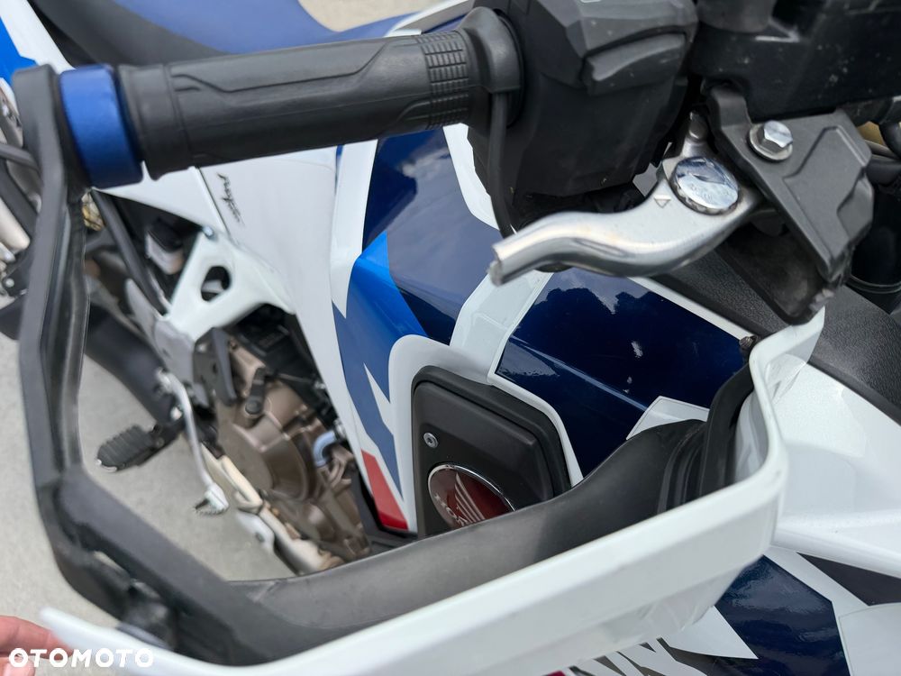 Honda CRF - 9