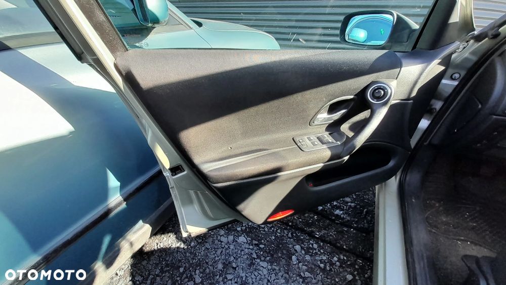 RENAULT LAGUNA II LIFT DRZWI LEWY PRZÓD PRZEDNIE LEWE KOMPLETNE MV190 nr. LAG2L - 2