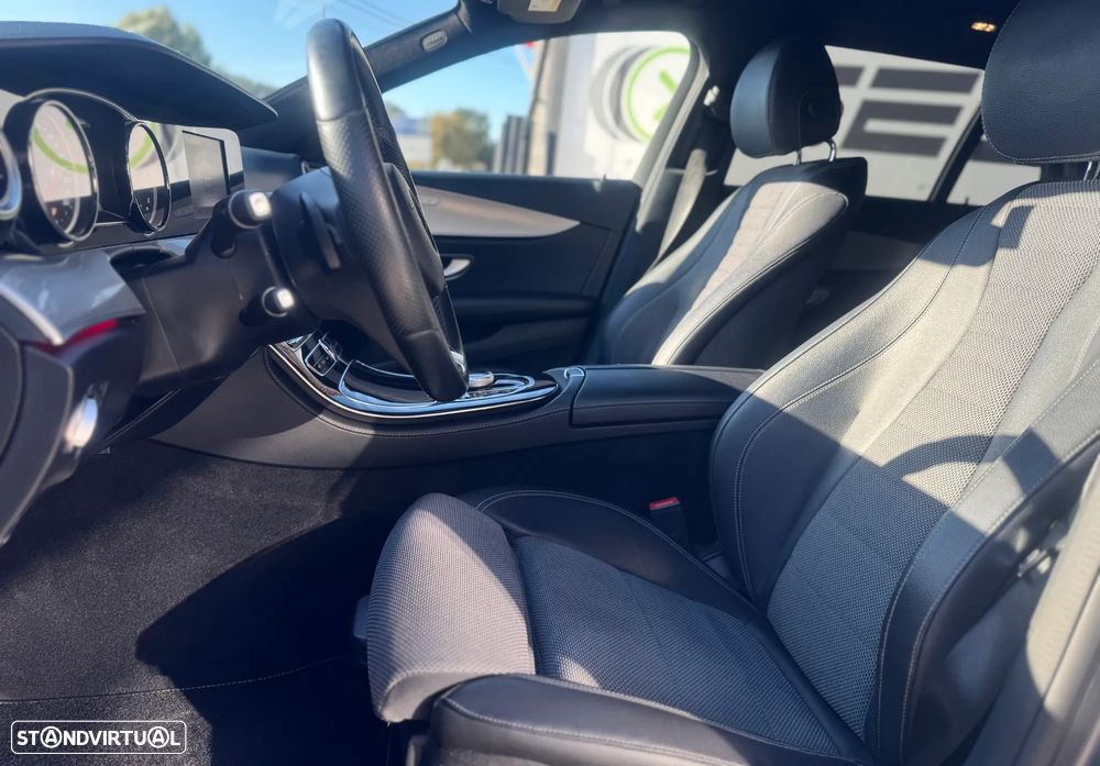Mercedes-Benz E 220 d T 9G-TRONIC AMG Line - 24