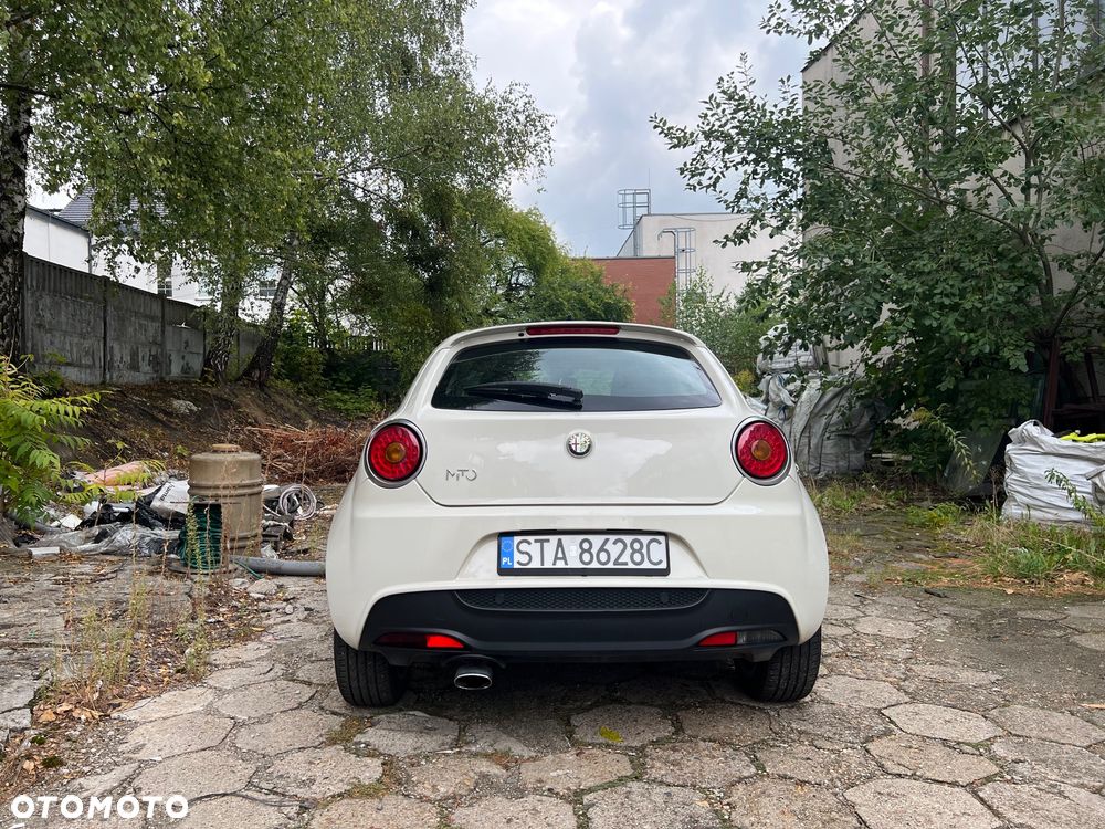 Alfa Romeo Mito 1.4 16V - 6