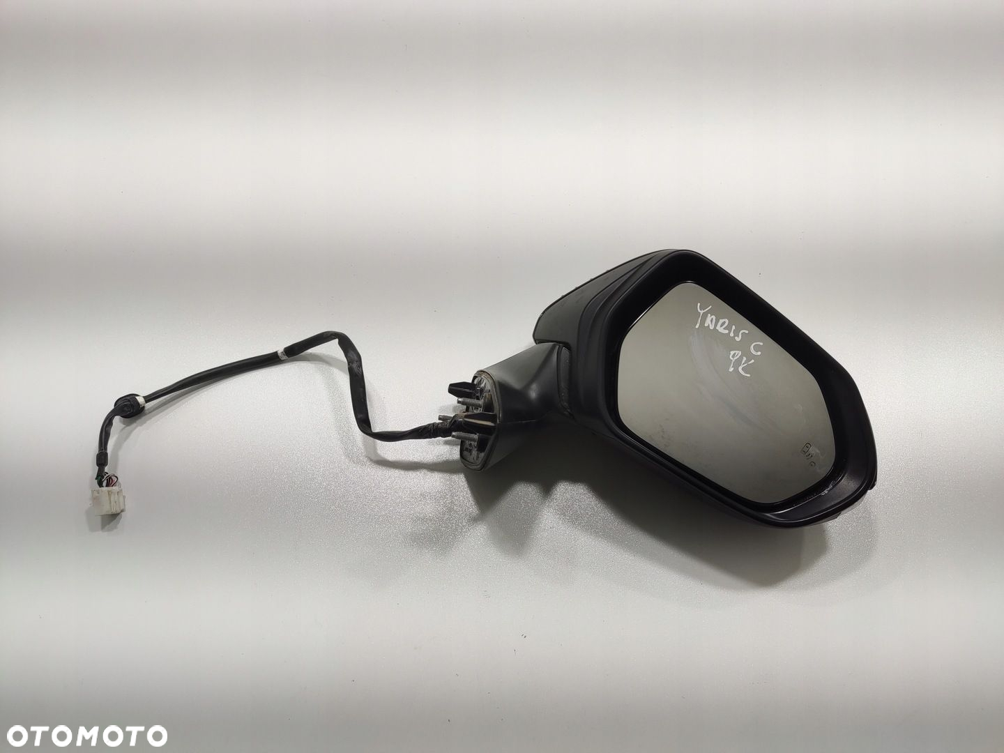 LUSTERKO PRAWE ELEKTRYCZNE TOYOTA YARIS CROSS 2020-2025 9 KABLI EUROPA - 2