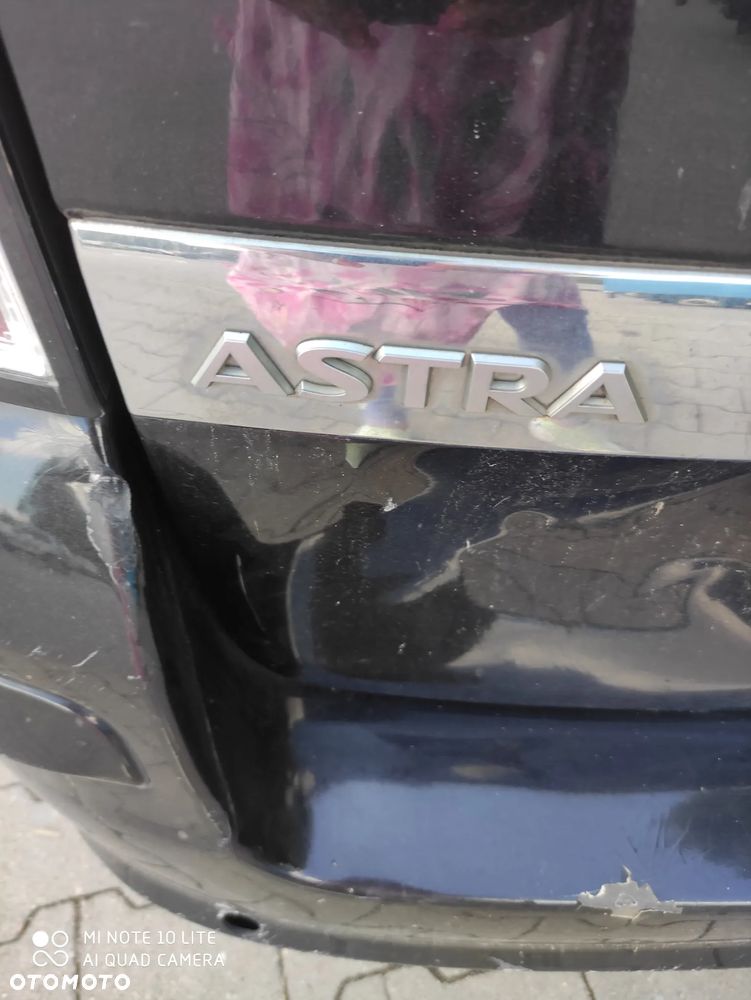 Opel Astra 1.9 CDTI Cosmo - 6