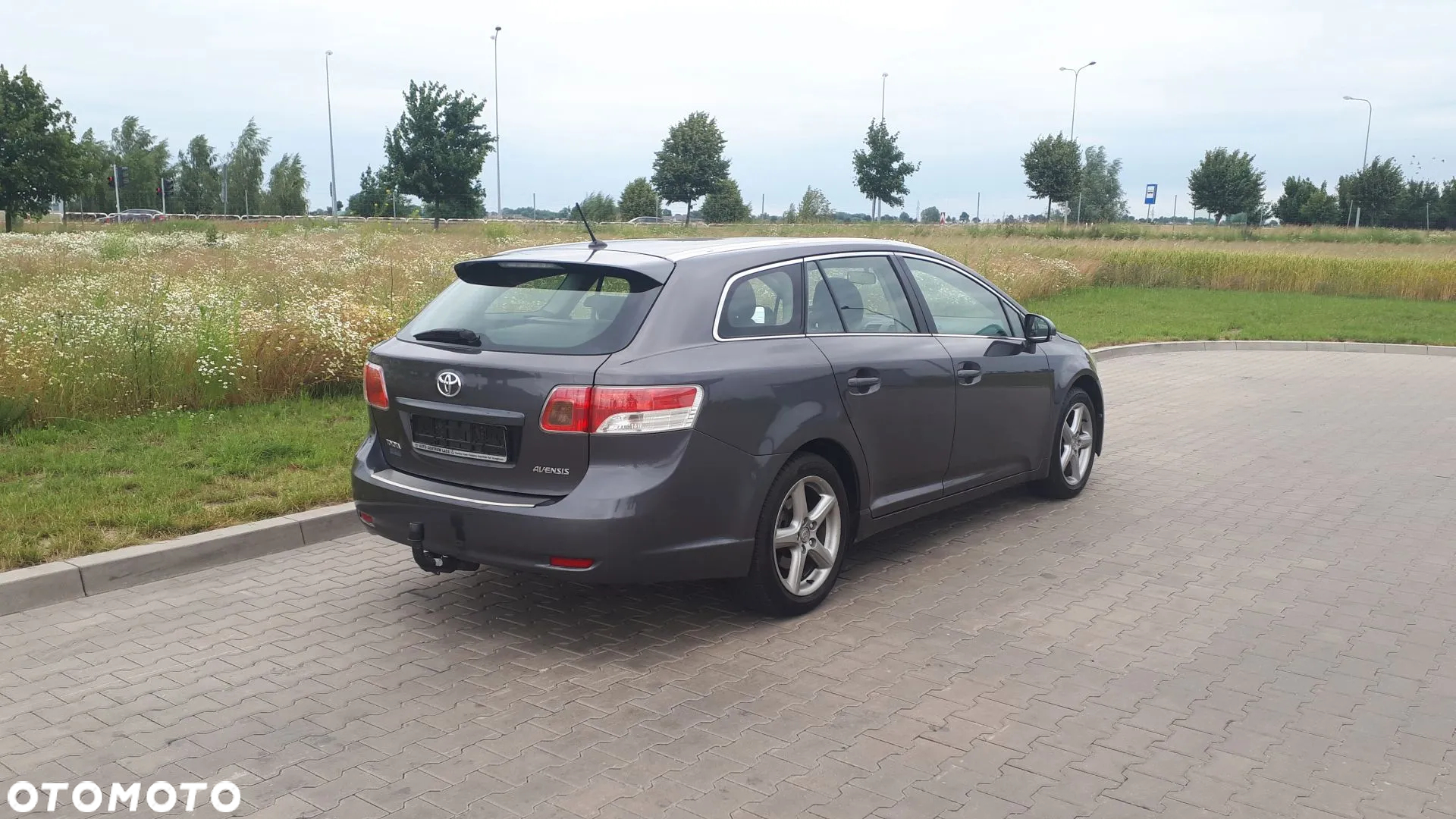 Toyota Avensis 1.6 Luna - 6