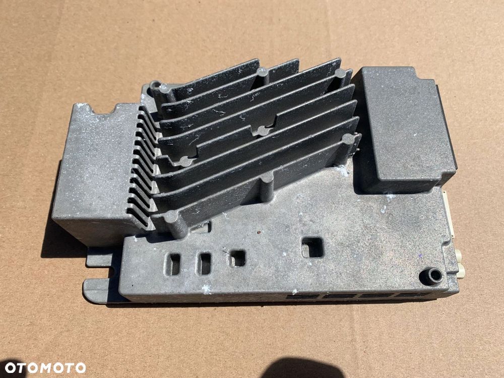 WZMACNIACZ AUDIO BMW G30 G11 G06 G14 5A167B1 - 1