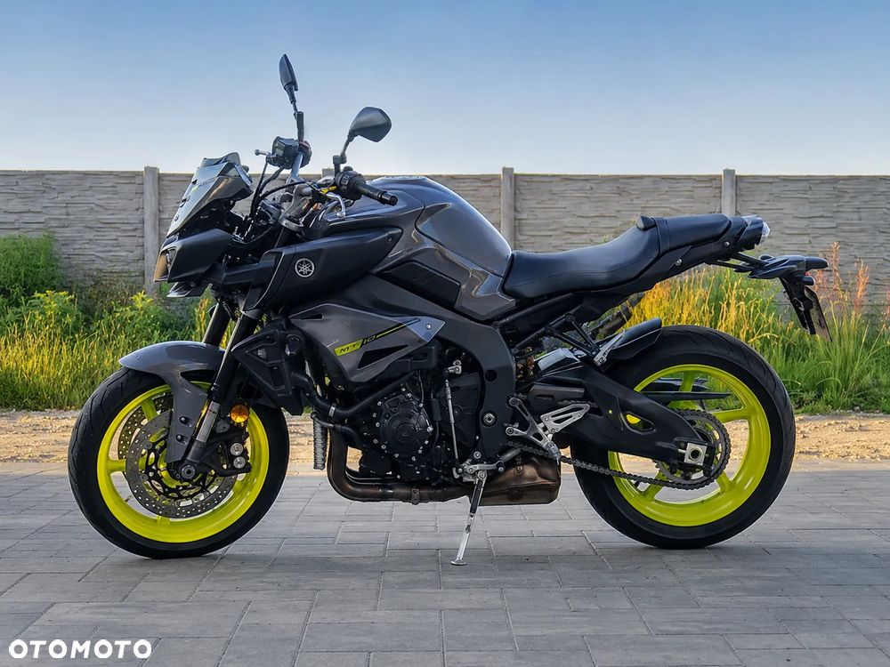 Yamaha MT - 3