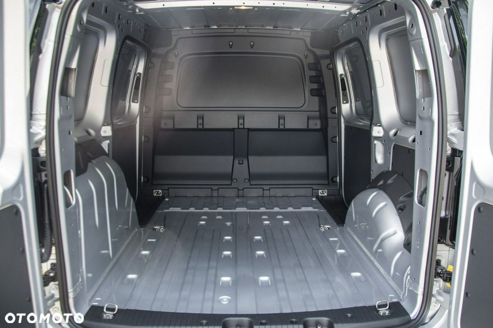 Volkswagen Caddy - 11