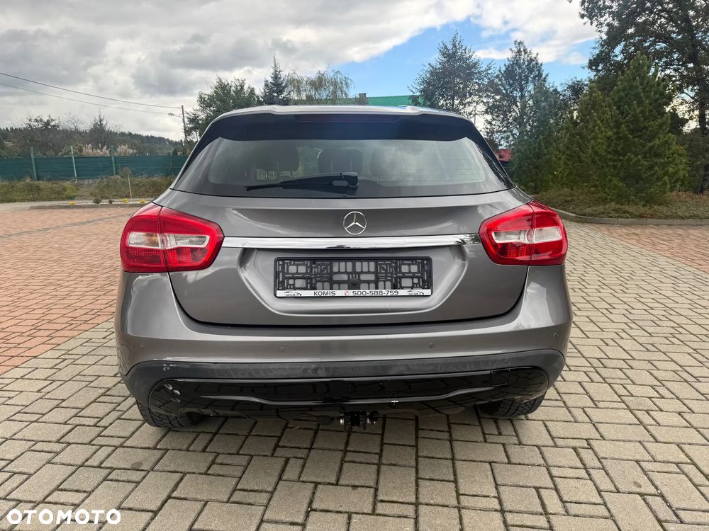 Mercedes-Benz GLA 180 d 7G-DCT Style - 6
