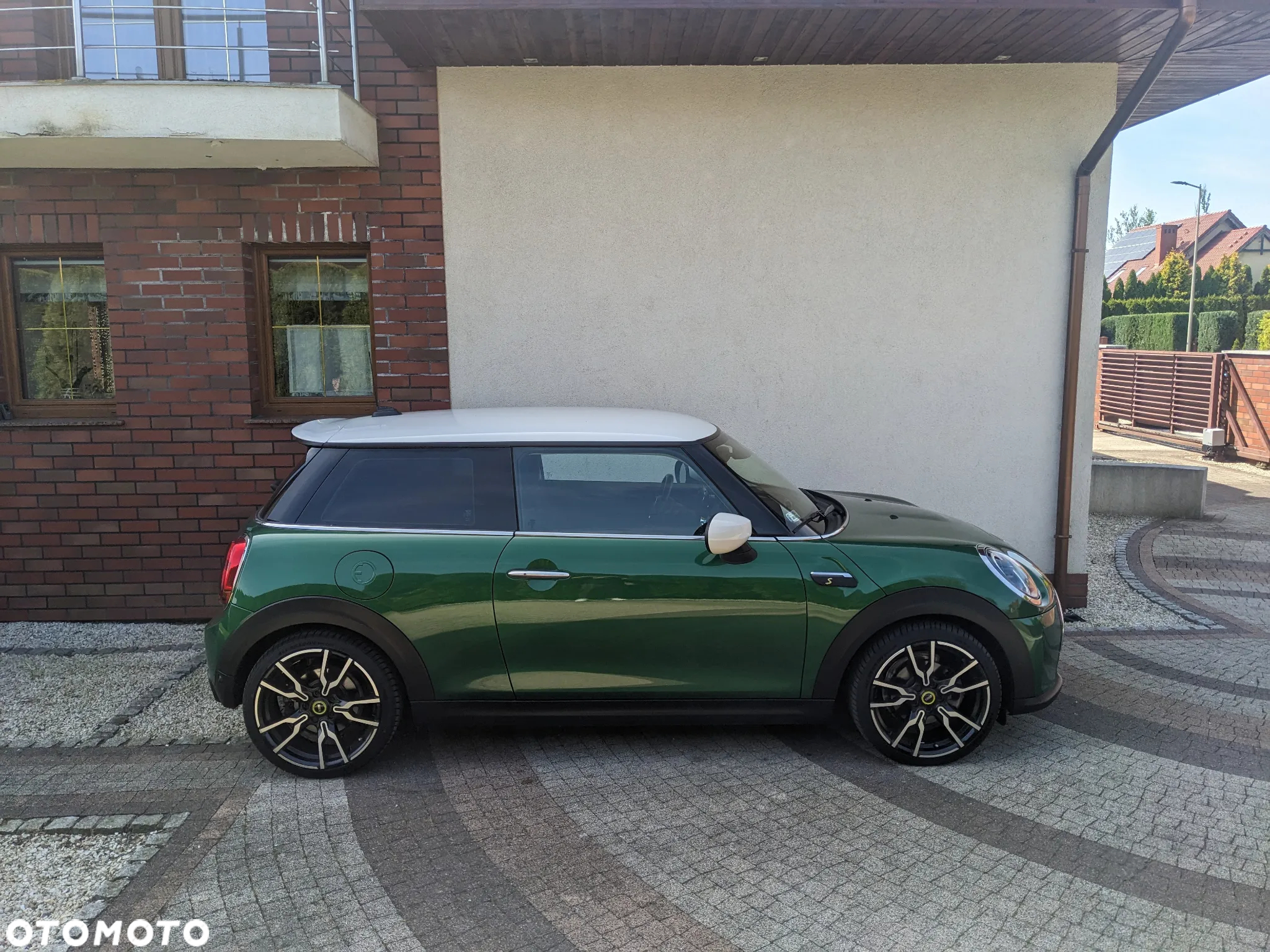 MINI Inny - 12