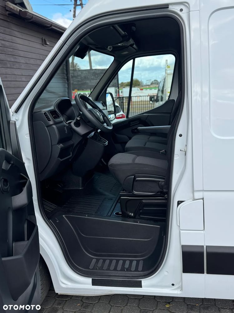 Renault Master L2H2 2,3 135km - 13