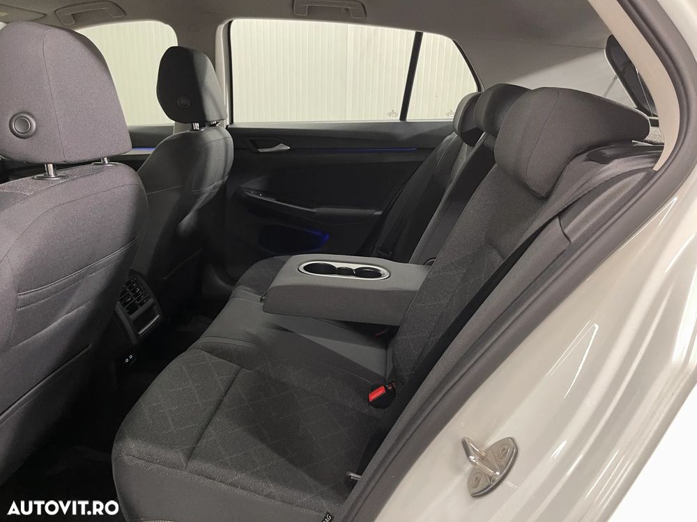 Volkswagen Golf 1.5 eTSI MHEV 150CP DSG Life - 13