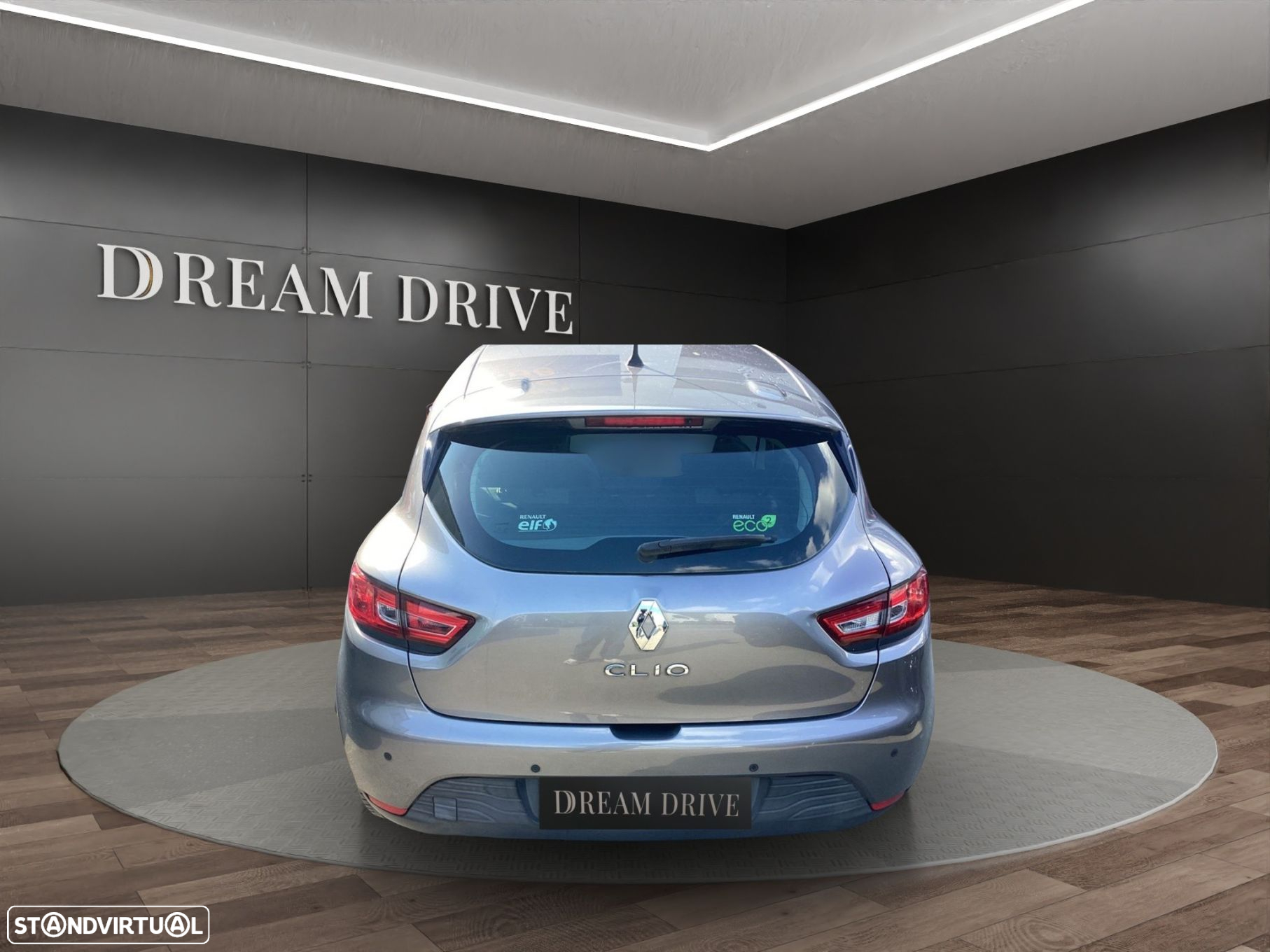 Renault Clio 1.2 16V 75 LIMITED - 4