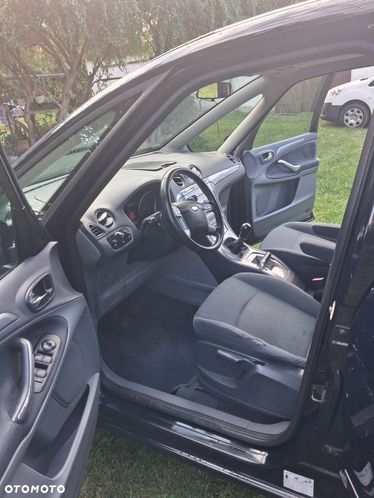 Ford Galaxy 1.8 TDCi Ambiente - 8