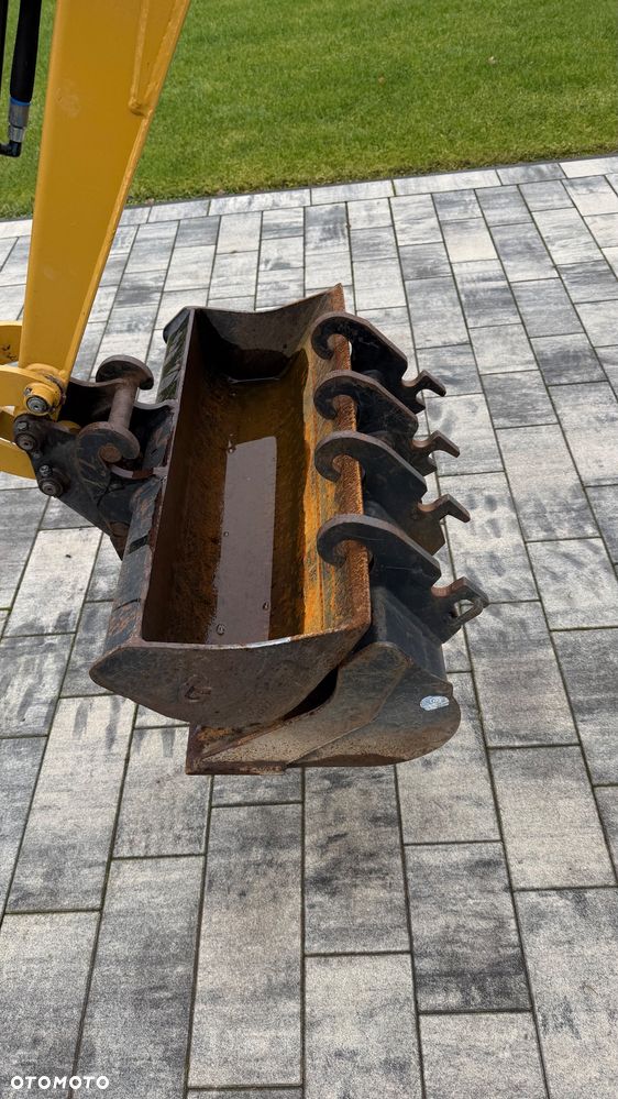 Caterpillar 300.9D - 7