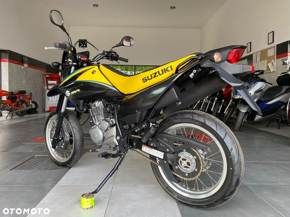 Suzuki DR - 6