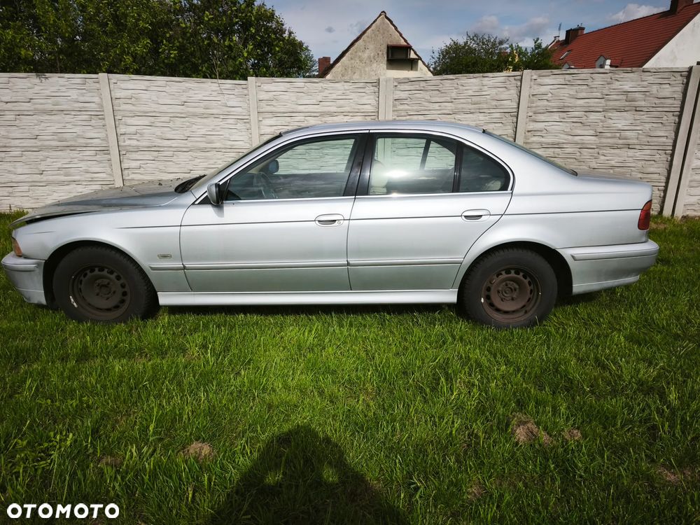 BMW Seria 5 - 11