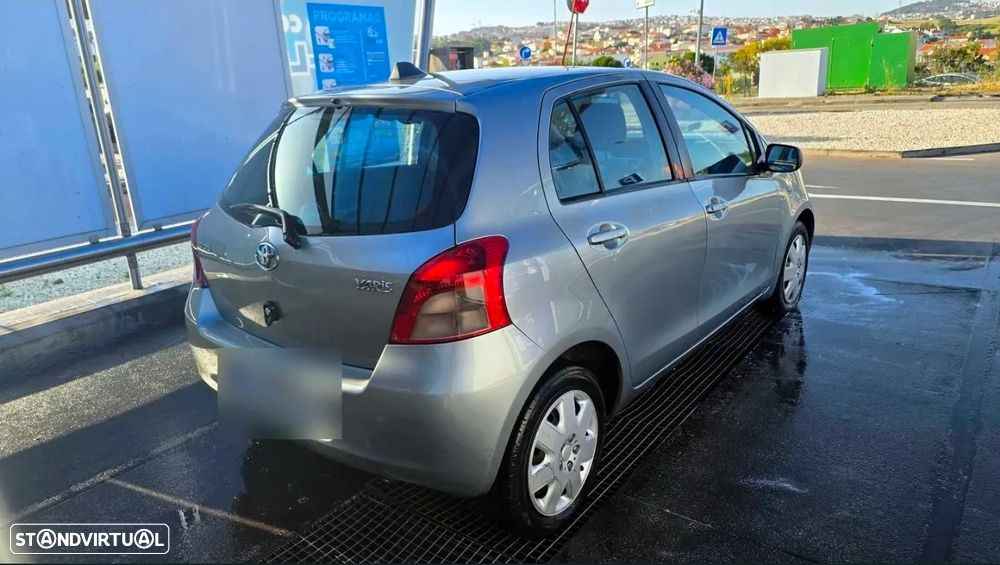 Toyota Yaris 1.4 D-4D - 4