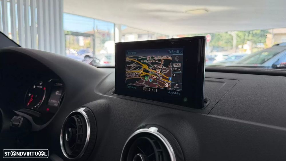 Audi A3 Cabrio 2.0 TDi Sport - 17