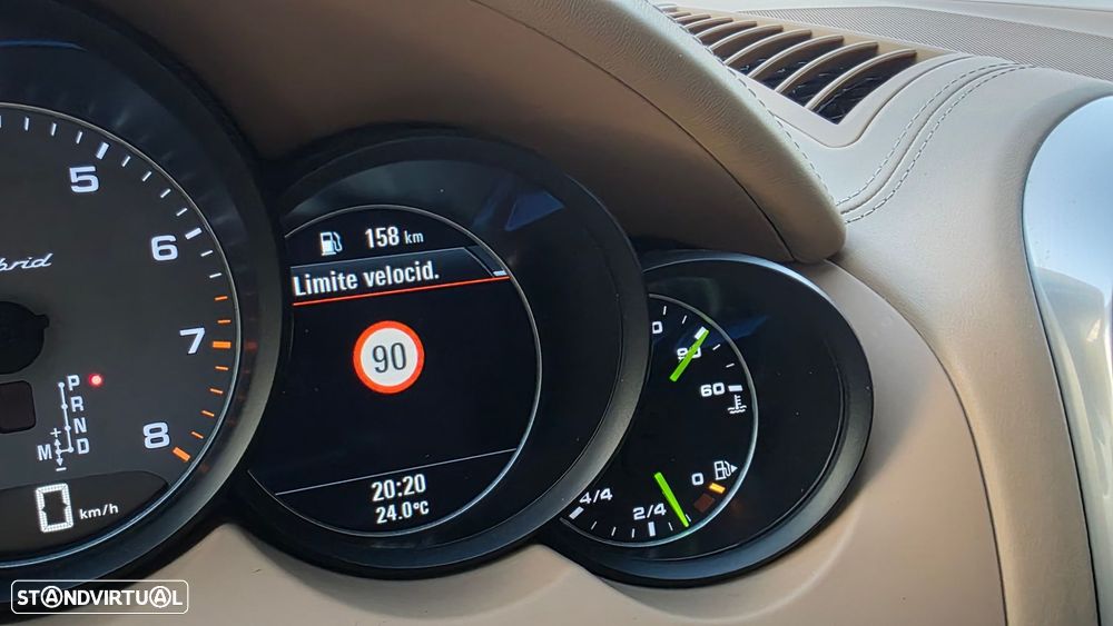 Porsche Cayenne S E-Hybrid Platinum Edition - 44