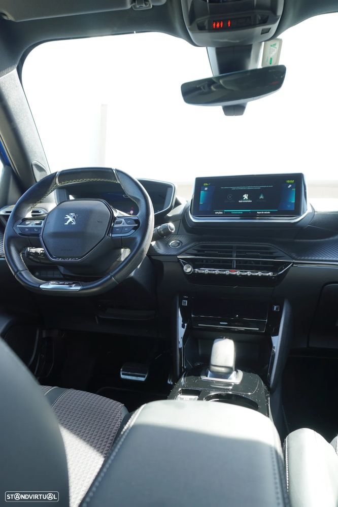 Peugeot e-2008 50 kWh GT Pack - 37