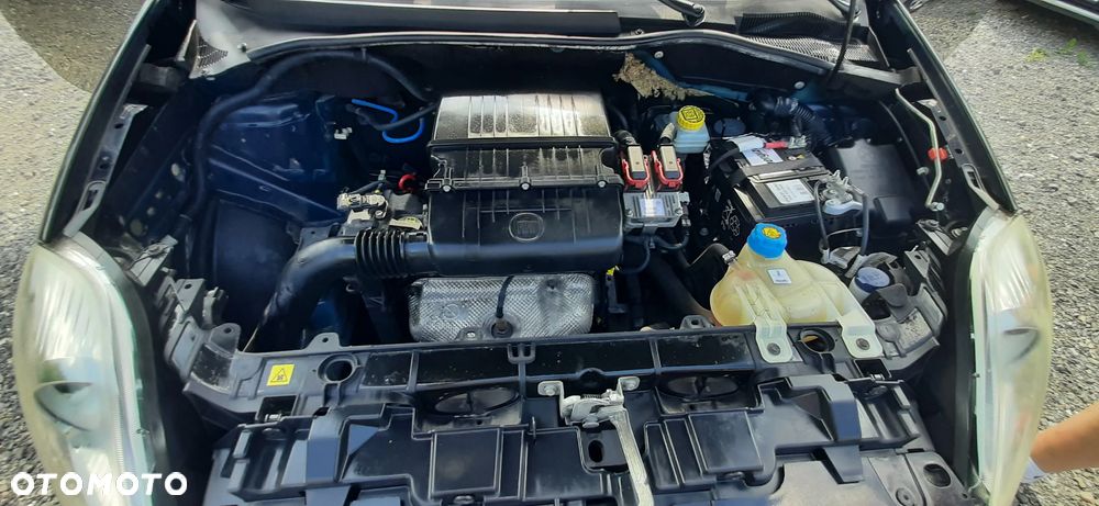 Fiat Grande Punto - 36