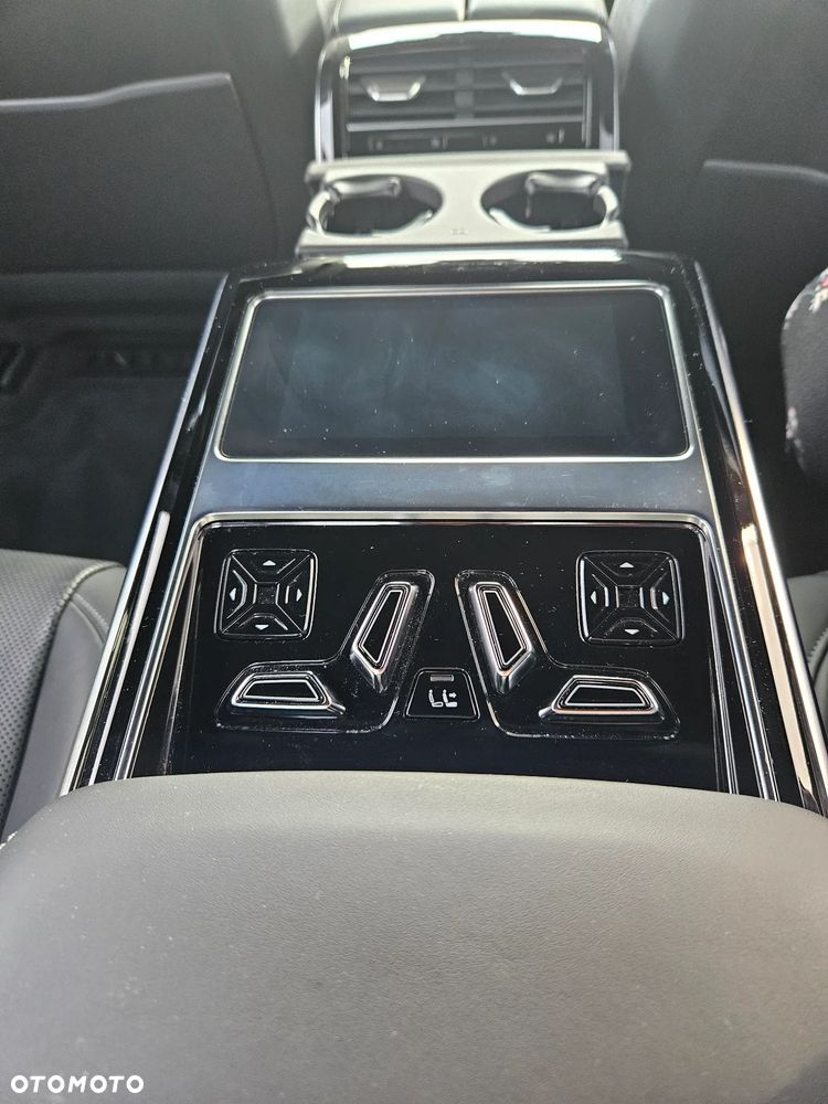 Audi A8 - 26