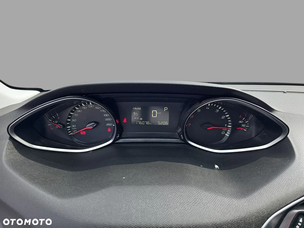 Peugeot 308 1.2 PureTech GPF Active Pack S&S EAT8 - 14