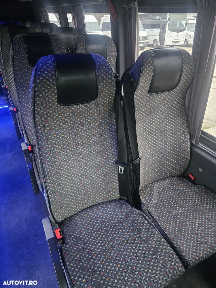 Mercedes-Benz Sprinter - 2