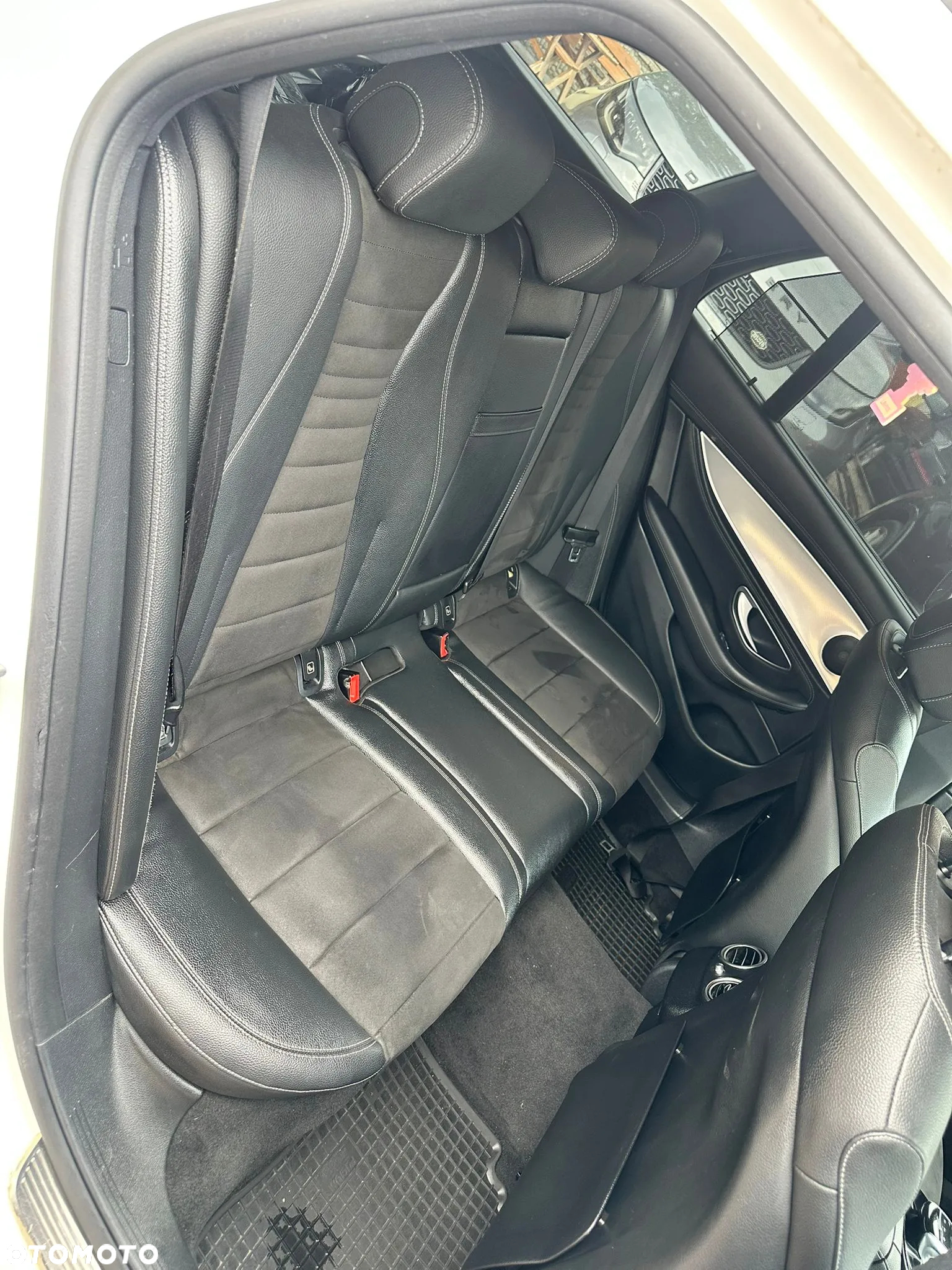 Mercedes-Benz Klasa E 300 de AMG/Avantgarde - 25