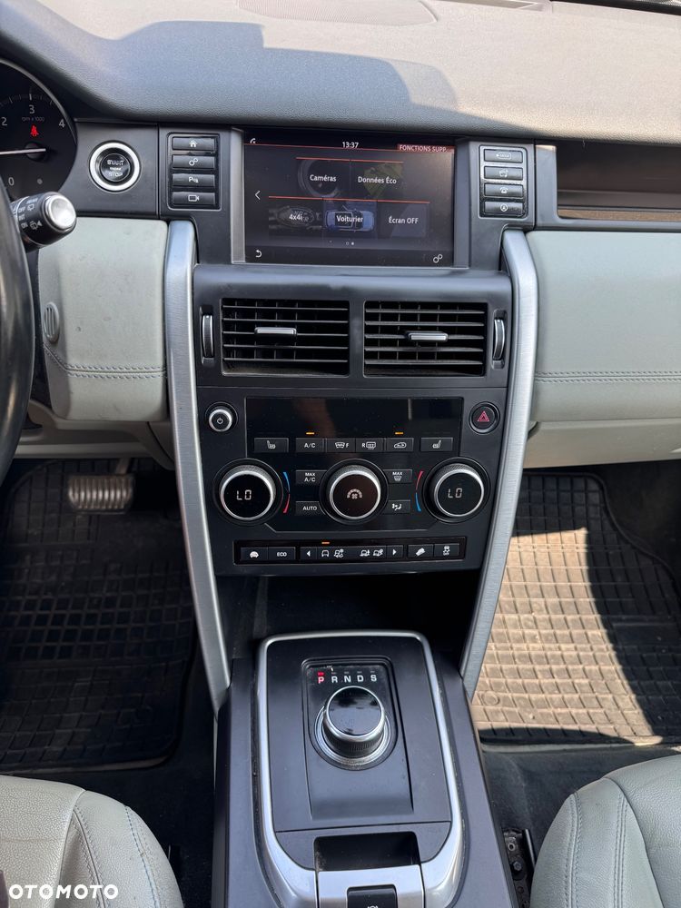 Land Rover Discovery Sport 2.0 TD4 HSE - 16