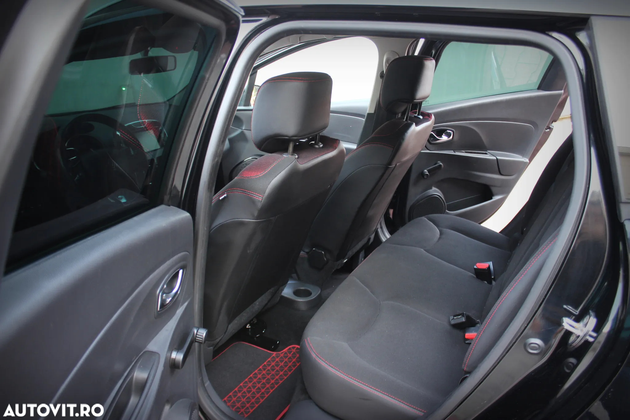 Renault Clio (Energy) TCe 90 Start & Stop LIMITED - 14