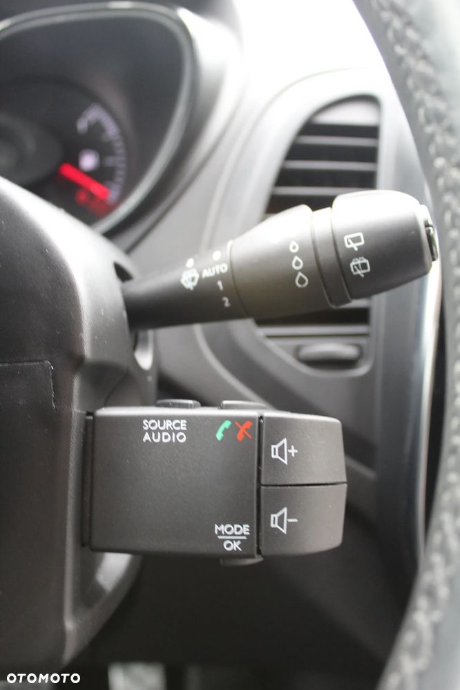 Renault Captur ENERGY TCe 120 LIMITED - 26