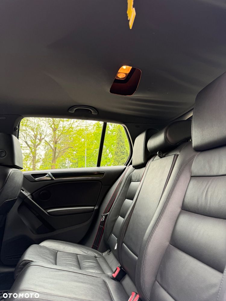 Volkswagen Golf 2.0 GTI DSG - 13