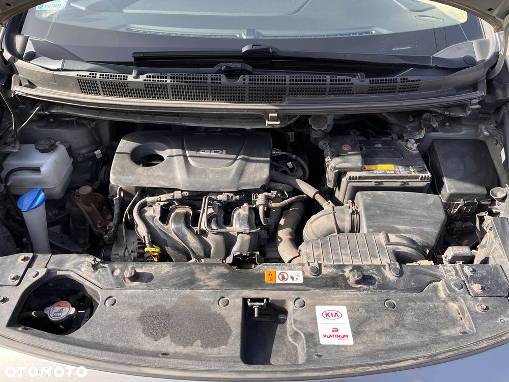 Kia Carens 1.6 GDI L - 3