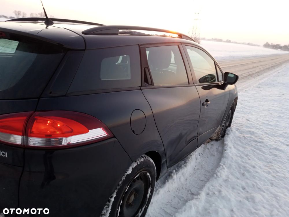 Renault Clio - 12
